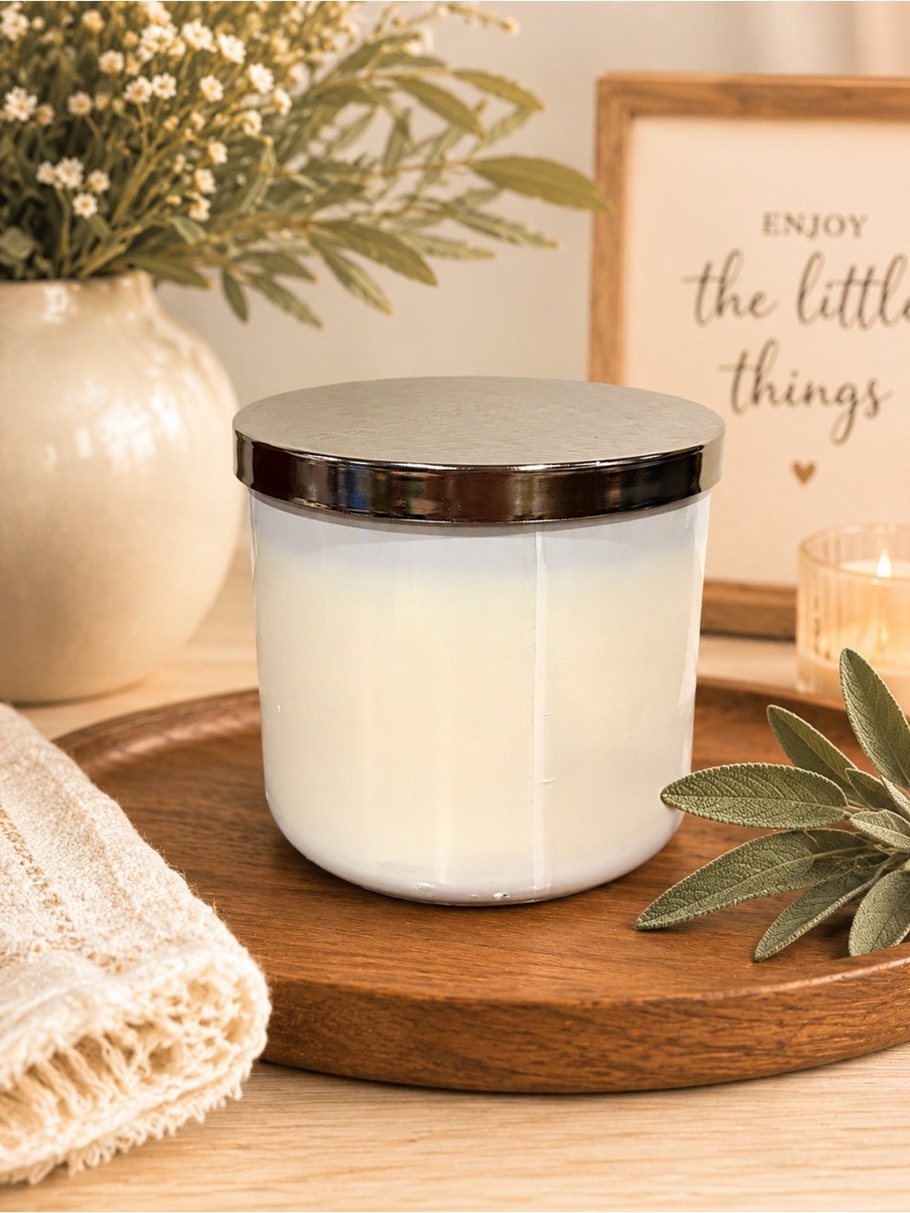 Bath & Body Works White Tea & Sage You’re My Favorite 3-Wick Candle 14.5 oz NWT - Picture 4 of 5